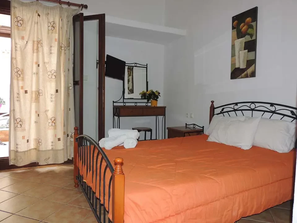 ΚΡΕΒΑΤΙ ΔΙΑΜΕΡΙΣΜΑ Ν(7) ΑΙΟΛΟΣ ΑΜΜΟΥΛΙΑΝΗ