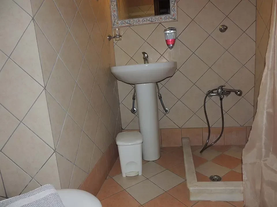BATHROOM APARTMENT N(B) AEOLOS AMMOULIANI